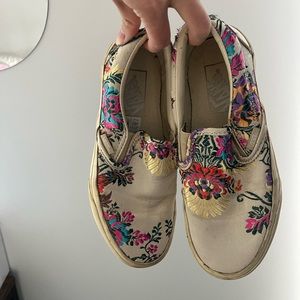 Satin Embroidered Vans